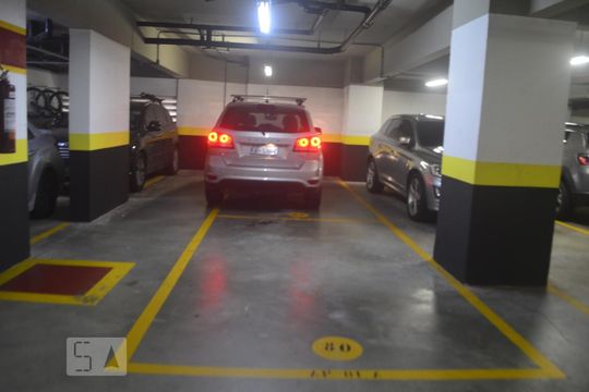 Garagem de apartamento à venda com 3 quartos, 211m² em Vila Andrade, São Paulo