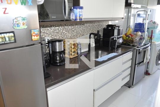 Apartamento à venda com 2 quartos, 70m² em Cachambi, Rio de Janeiro