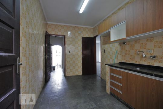 Cozinha de casa para alugar com 3 quartos, 121m² em Real Parque, São Paulo