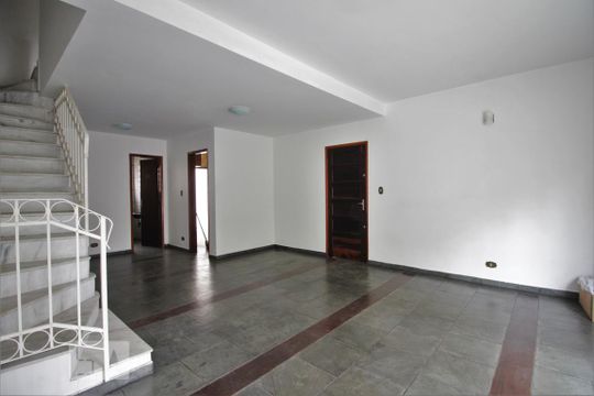 Sala de casa para alugar com 3 quartos, 121m² em Real Parque, São Paulo