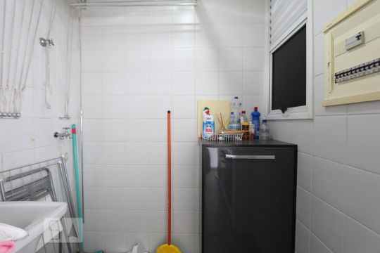 Area de serviço de apartamento à venda com 1 quarto, 90m² em Vila Suzana, São Paulo