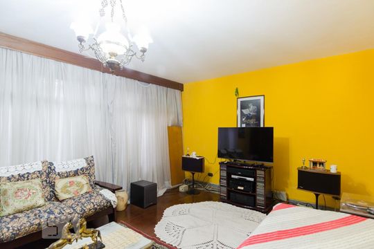 Sala 1 de casa para alugar com 4 quartos, 400m² em Nova Petrópolis, São Bernardo do Campo