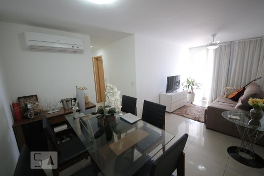 Sala de apartamento à venda com 2 quartos, 111m² em Icaraí, Niterói