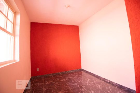 quarto 2 de casa para alugar com 2 quartos, 60m² em Vila Santana, Campinas