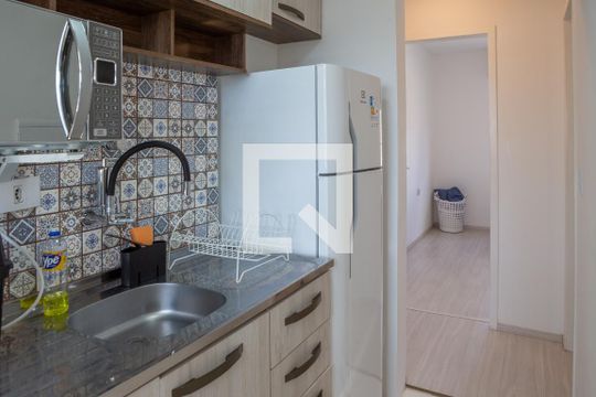 Cozinha e Área de Serviço de apartamento à venda com 2 quartos, 56m² em Água Branca, São Paulo