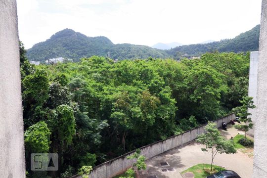 Vista  de apartamento para alugar com 3 quartos, 63m² em Vargem Pequena, Rio de Janeiro