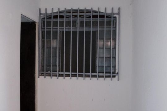 Entrada de casa para alugar com 2 quartos, 60m² em Jardim Leblon, Belo Horizonte