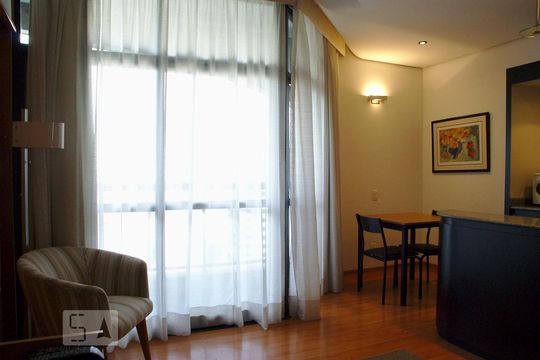 Apartamento para alugar com 1 quarto, 44m² em Itaim Bibi, São Paulo