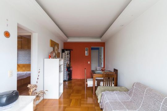 Sala de apartamento à venda com 2 quartos, 70m² em Vila Paulista, São Paulo