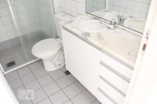 Banheiro de apartamento à venda com 3 quartos, 72m² em Jardim Shangai, Jundiaí