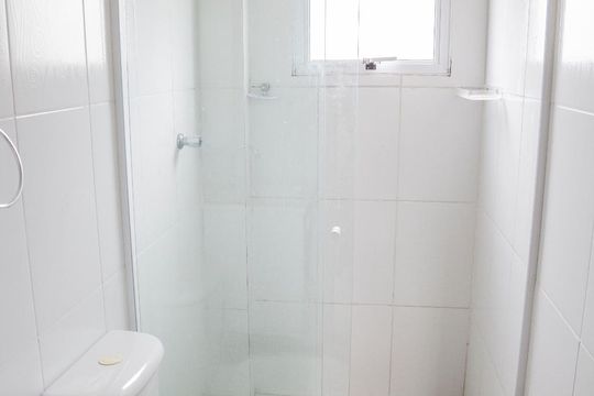 Banheiro de apartamento para alugar com 2 quartos, 45m² em Jardim Penha, São Paulo