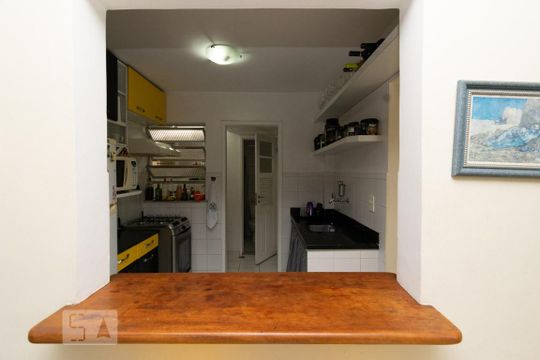 COZINHA de apartamento para alugar com 2 quartos, 85m² em São Domingos, Niterói