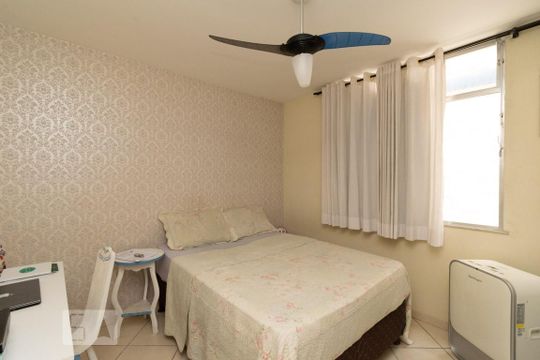 QUARTO 2 de apartamento para alugar com 2 quartos, 85m² em São Domingos, Niterói