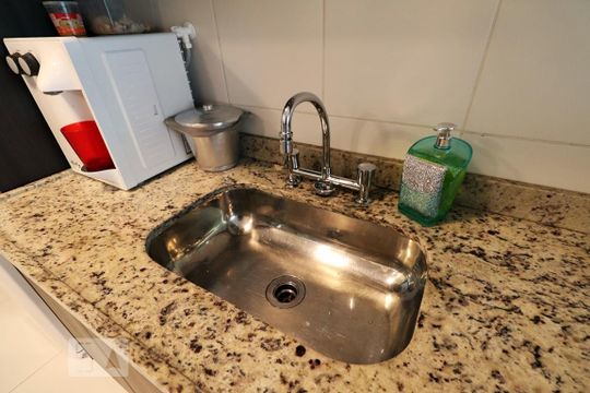 Cozinha de apartamento para alugar com 3 quartos, 142m² em Recreio dos Bandeirantes, Rio de Janeiro