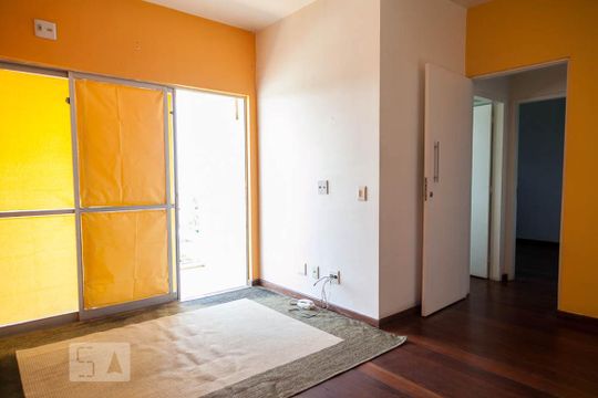 Sala de apartamento à venda com 2 quartos, 56m² em Engenho de Dentro, Rio de Janeiro