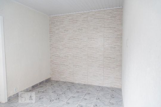 Sala de casa para alugar com 2 quartos, 80m² em Vila Domitila, São Paulo