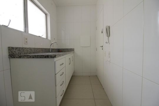 Cozinha de apartamento à venda com 3 quartos, 97m² em Vila Progredior, São Paulo