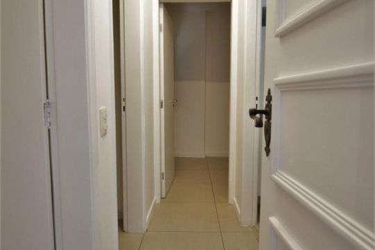 Corredor de apartamento à venda com 3 quartos, 97m² em Vila Progredior, São Paulo
