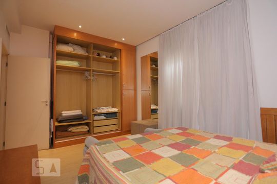 Quarto de apartamento à venda com 1 quarto, 50m² em Copacabana, Rio de Janeiro