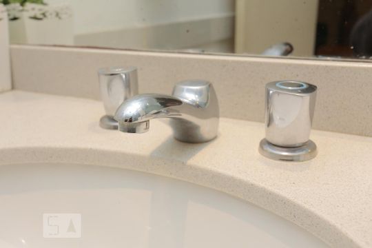 Banheiro - Torneira de apartamento à venda com 1 quarto, 50m² em Copacabana, Rio de Janeiro