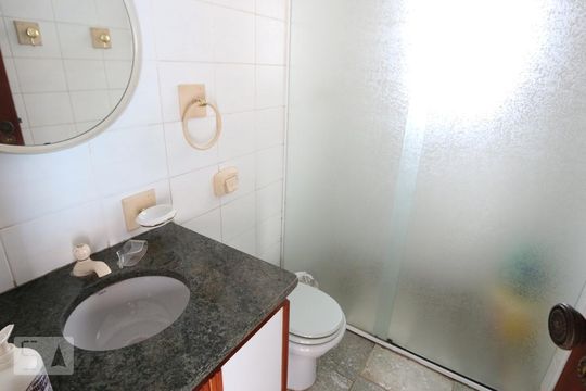 lavabo de casa à venda com 4 quartos, 485m² em Jardim Leonor, São Paulo
