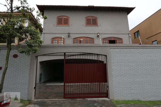 Fachada de casa à venda com 4 quartos, 485m² em Jardim Leonor, São Paulo
