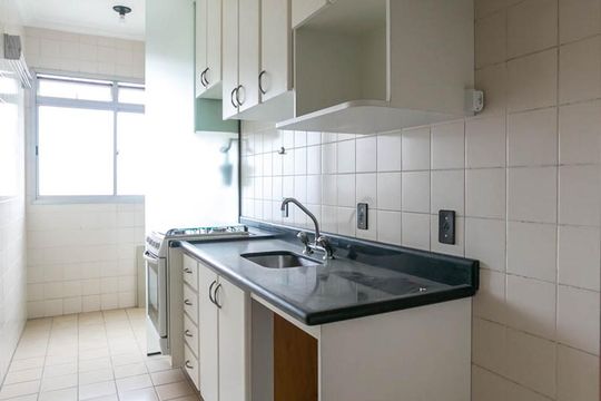 Cozinha de apartamento para alugar com 2 quartos, 50m² em Paulicéia, São Bernardo do Campo