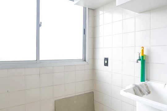 Área de serviço de apartamento para alugar com 2 quartos, 50m² em Paulicéia, São Bernardo do Campo