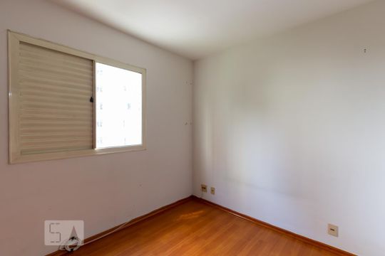 Suíte de apartamento para alugar com 3 quartos, 73m² em Super Quadra Morumbi, São Paulo