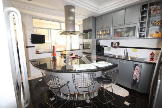 Cozinha de casa de condomínio à venda com 3 quartos, 240m² em Méier, Rio de Janeiro