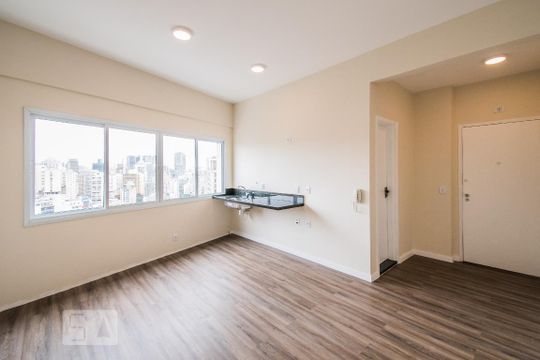Kitnet/Studio à venda com 1 quarto, 34m² em Centro, São Paulo