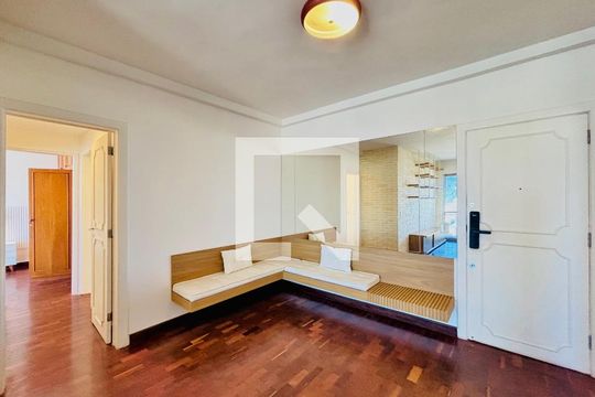 Sala de apartamento para alugar com 2 quartos, 92m² em Leblon, Rio de Janeiro