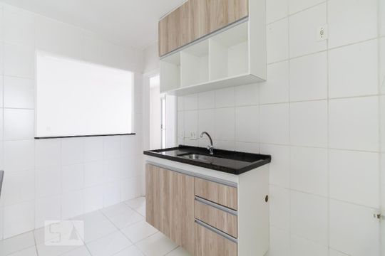 Cozinha de apartamento à venda com 2 quartos, 48m² em Vila Moreira, São Paulo