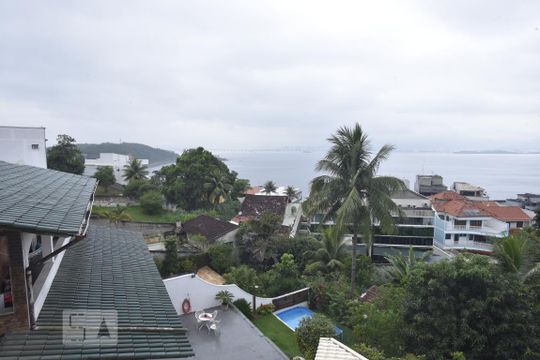 Vista do Quarto 3 de apartamento para alugar com 4 quartos, 250m² em Jardim Guanabara, Rio de Janeiro