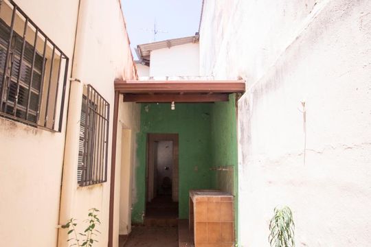 area externa de casa à venda com 3 quartos, 147m² em Vila Lemos, Campinas