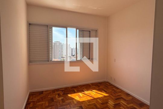 Quarto de apartamento à venda com 2 quartos, 73m² em Mirandópolis, São Paulo