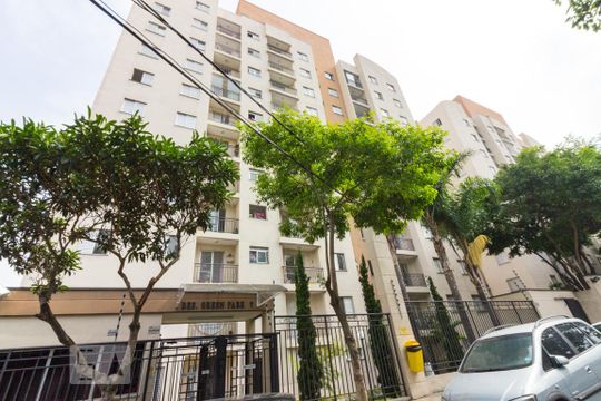 Fachada de apartamento à venda com 2 quartos, 50m² em Vila Roque, São Paulo