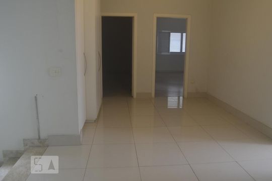 Sala de casa à venda com 4 quartos, 500m² em Vila Progredior, São Paulo