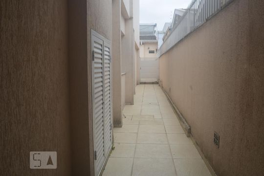 Quintal de casa à venda com 4 quartos, 500m² em Vila Progredior, São Paulo