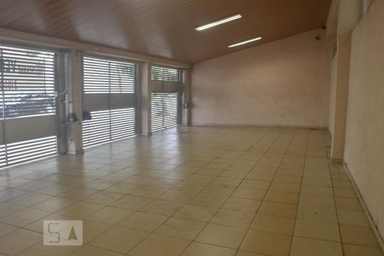 GAragem de casa à venda com 4 quartos, 500m² em Vila Progredior, São Paulo