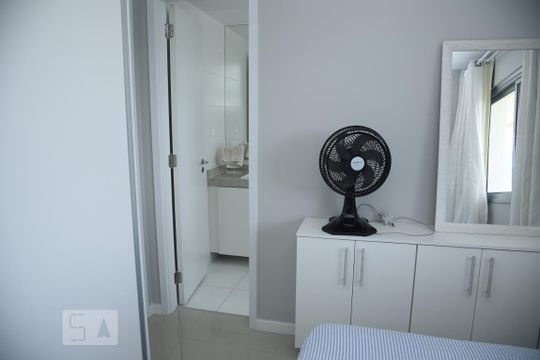 Apartamento para alugar com 2 quartos, 95m² em Jacarepaguá, Rio de Janeiro