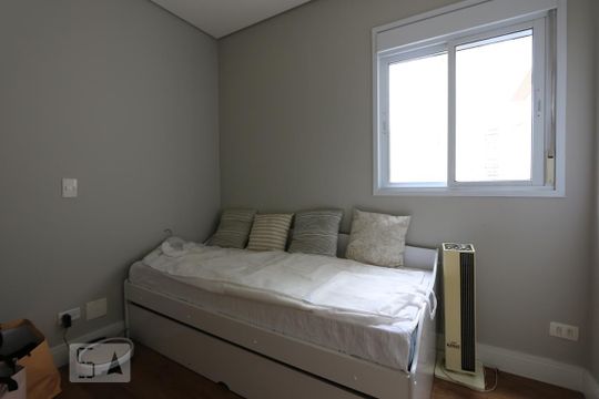 quarto de apartamento para alugar com 2 quartos, 71m² em Jardim Fonte do Morumbi, São Paulo