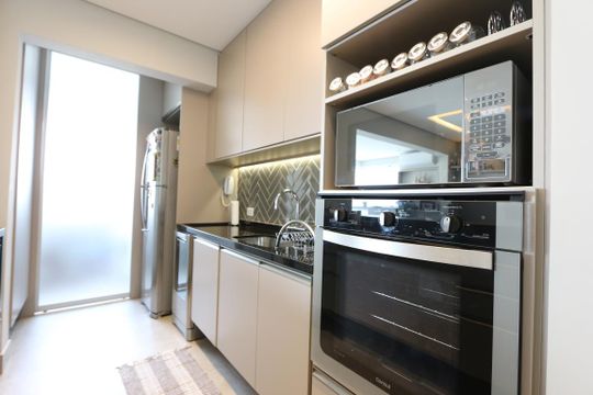 cozinha de apartamento para alugar com 2 quartos, 71m² em Jardim Fonte do Morumbi, São Paulo