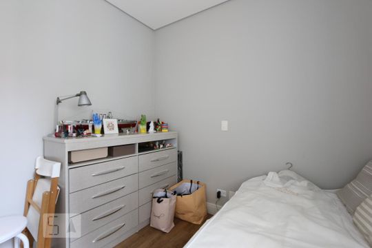 quarto 2 de apartamento para alugar com 2 quartos, 71m² em Jardim Fonte do Morumbi, São Paulo
