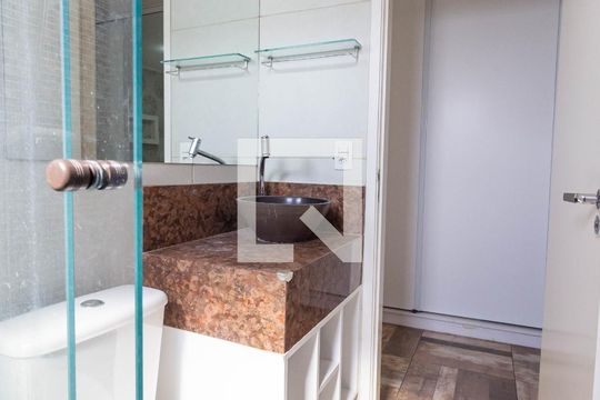 Banheiro da Suíte de apartamento para alugar com 2 quartos, 63m² em Jaguaré, São Paulo