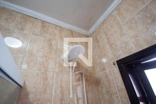 Banheiro da Suíte 1 de casa à venda com 3 quartos, 200m² em Umuarama, Osasco