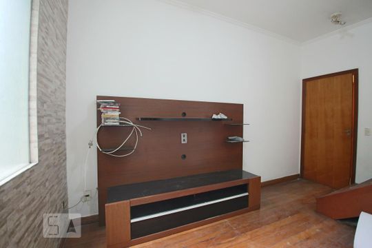 Sala de casa para alugar com 3 quartos, 90m² em Bela Vista, São Paulo
