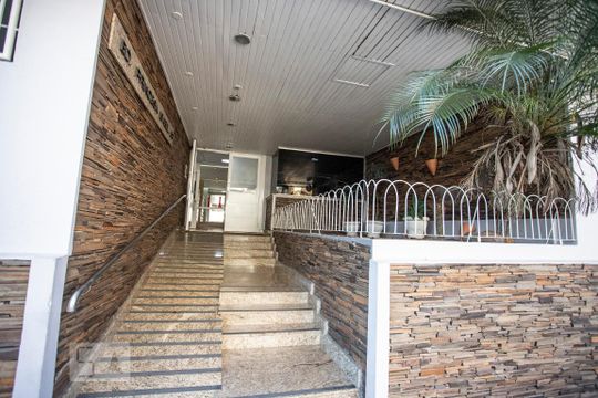 Hall de apartamento à venda com 2 quartos, 80m² em Centro, Novo Hamburgo