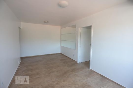 Sala de apartamento à venda com 2 quartos, 80m² em Centro, Novo Hamburgo