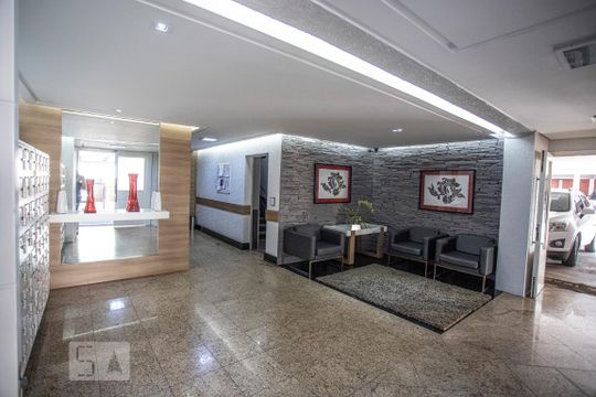 Hall de apartamento à venda com 2 quartos, 80m² em Centro, Novo Hamburgo